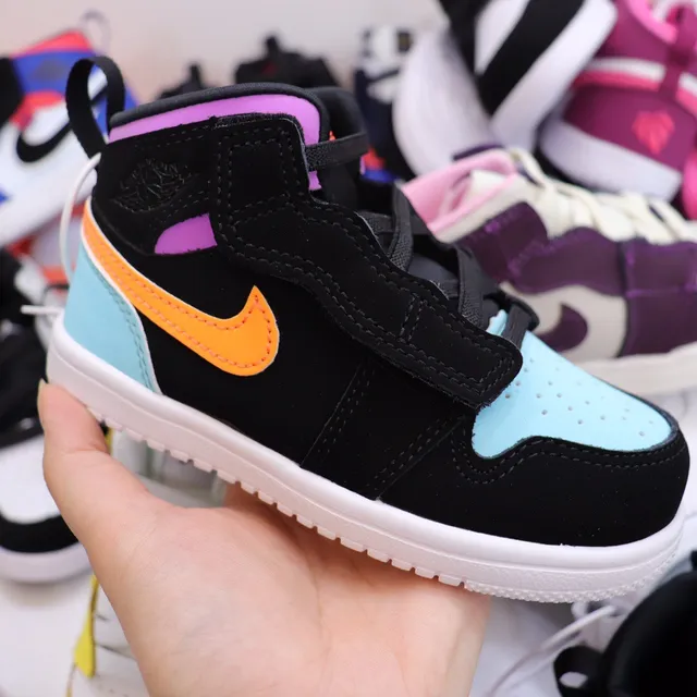 Nike Air Jordan 1 Black Orange White Basketball Shoes 3