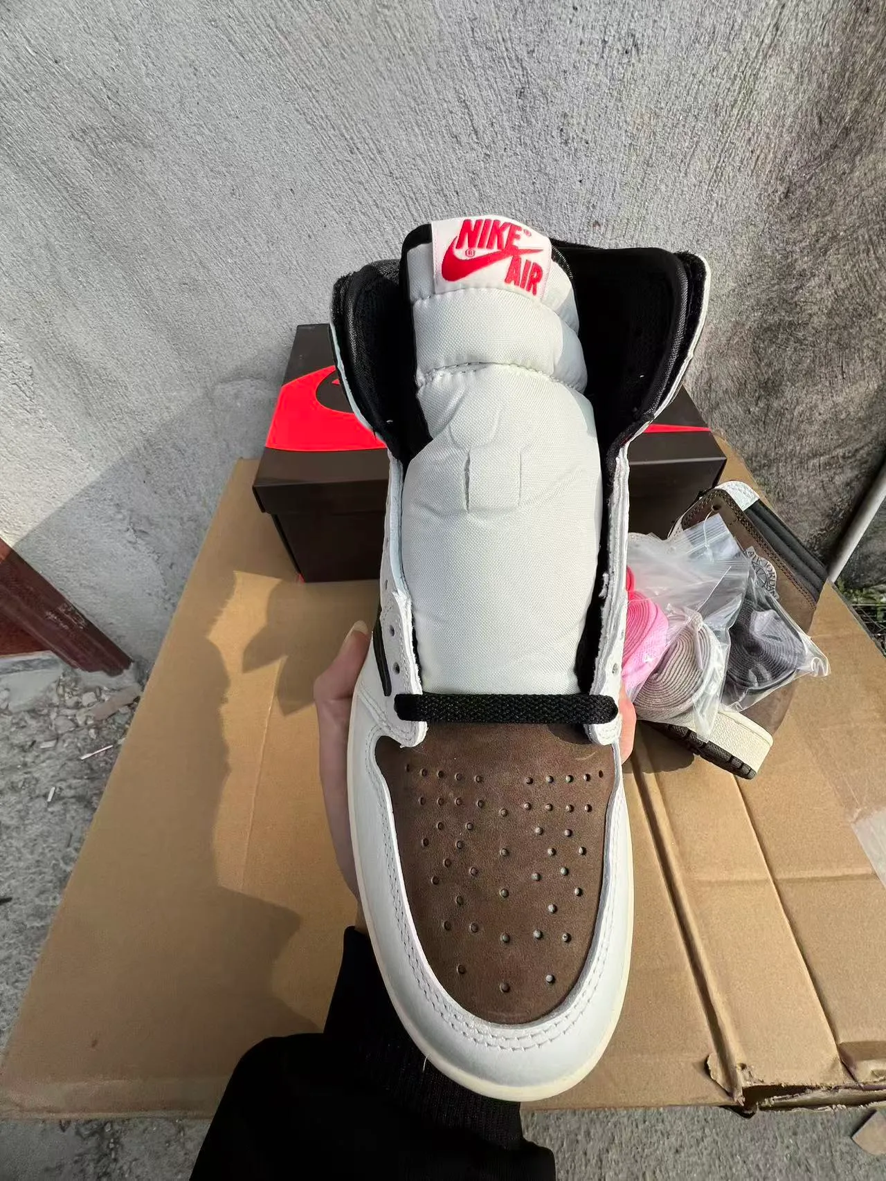 Nike Air Jordan 1 High White Black Brown Basketball Shoes 3