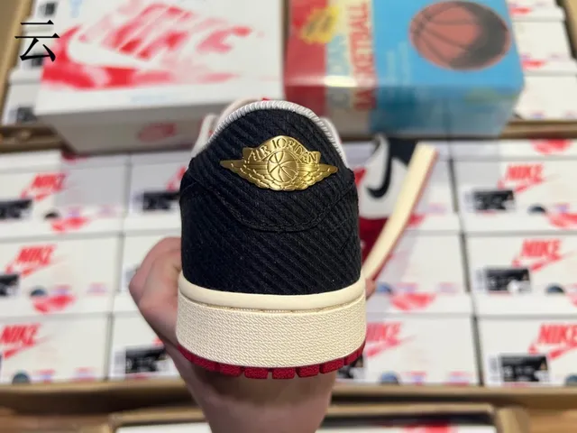 Nike Air Jordan 1 Low Laceless Red White Black Lifestyle Sneakers 24