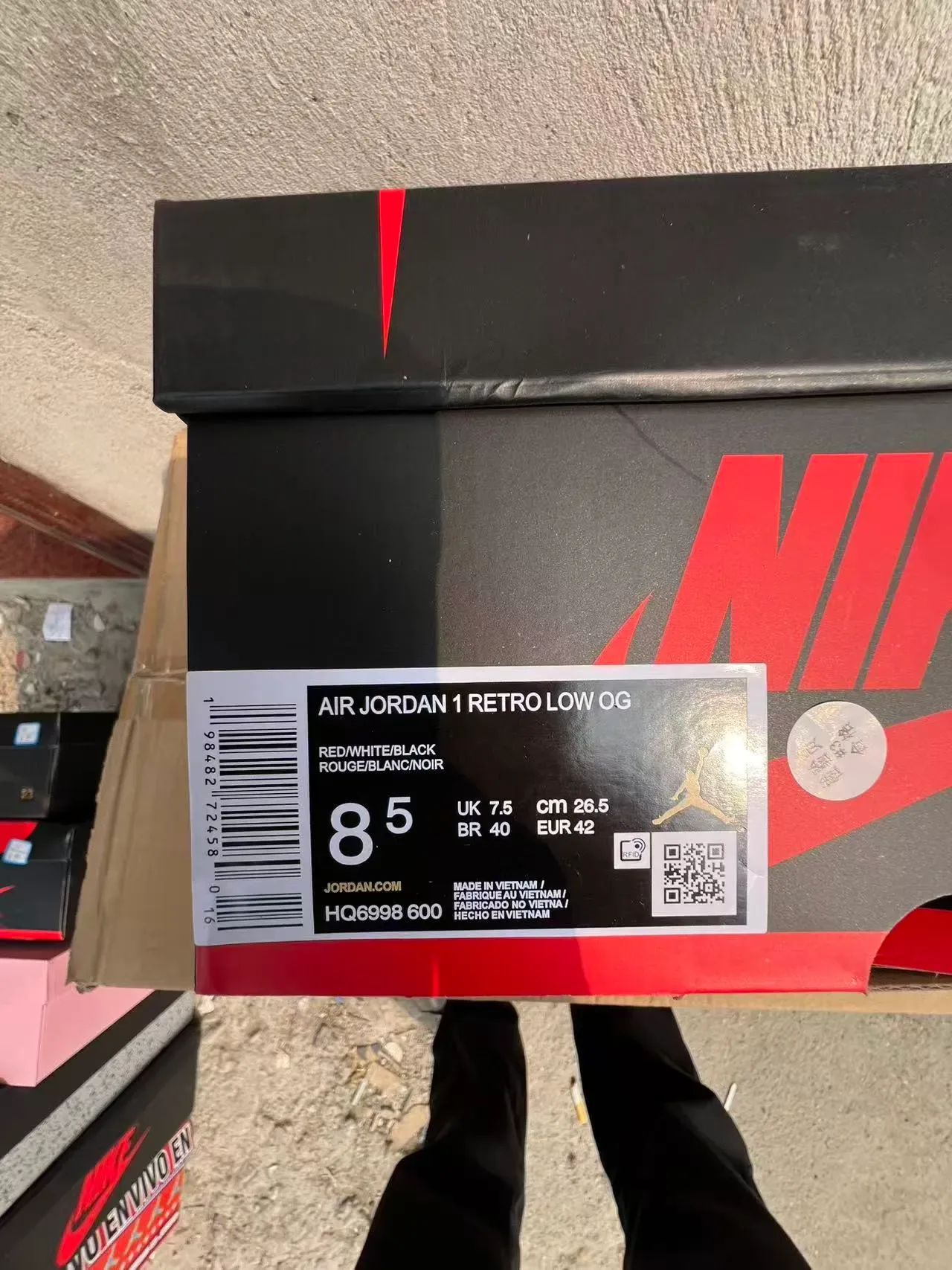 Nike Air Jordan 1 Red White Black Lifestyle Sneakers 10