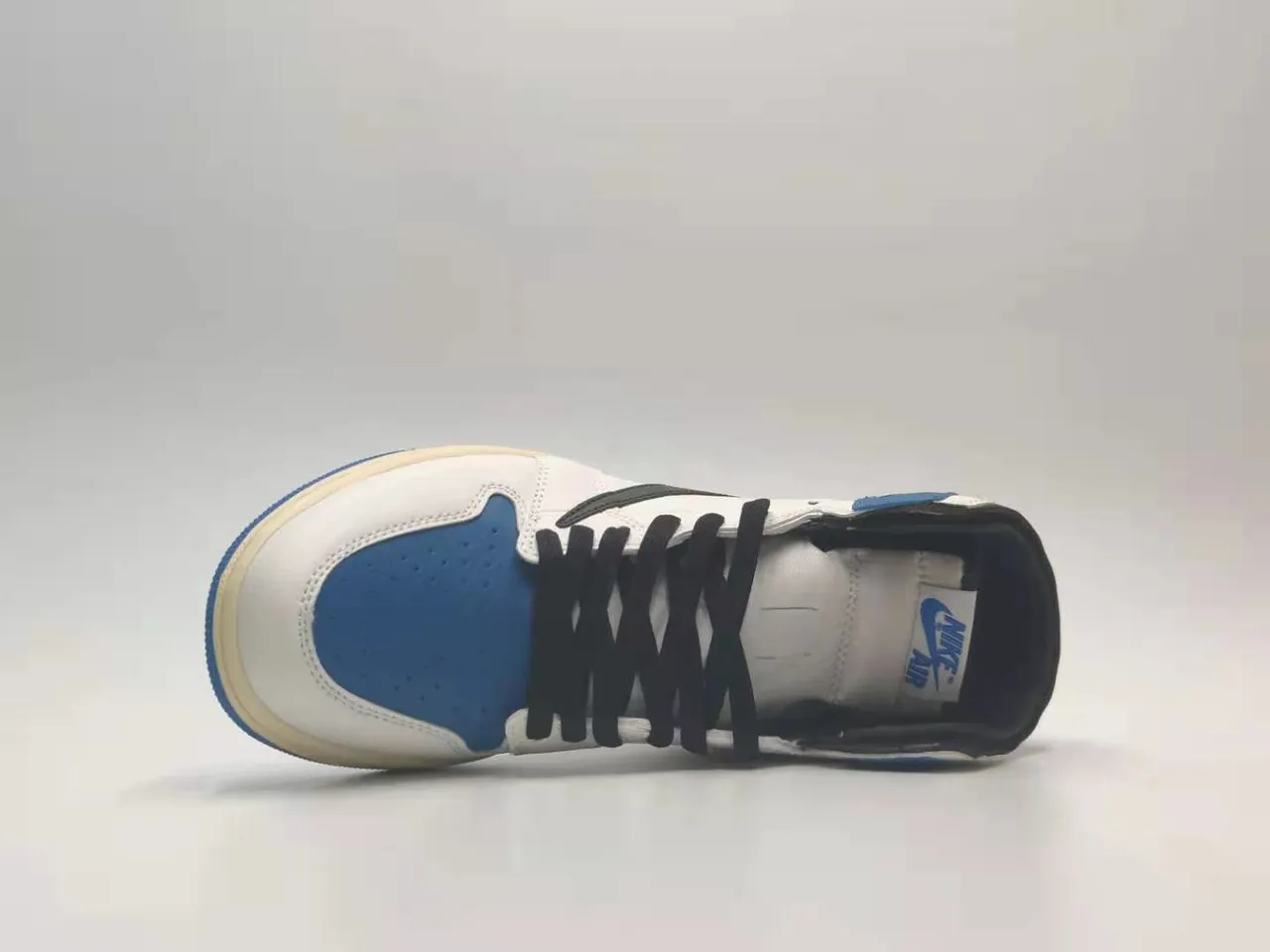 Nike Air Jordan 1 White Royal Blue Black Basketball Shoes 4