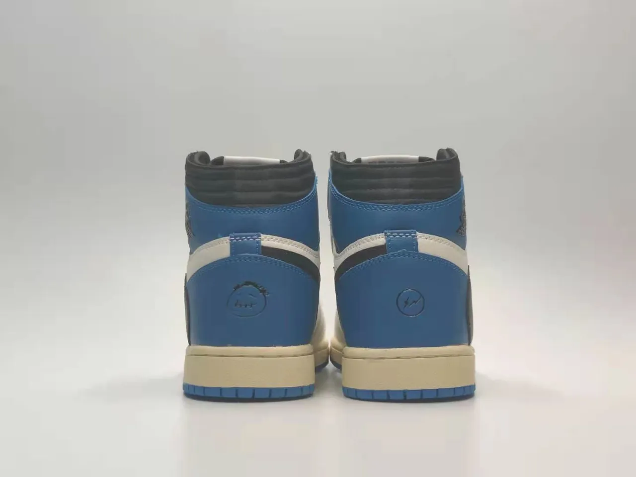 Nike Air Jordan 1 White Royal Blue Black Basketball Shoes 5