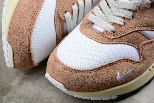 Nike Air Max 1 Tan and White Lifestyle Sneakers 8