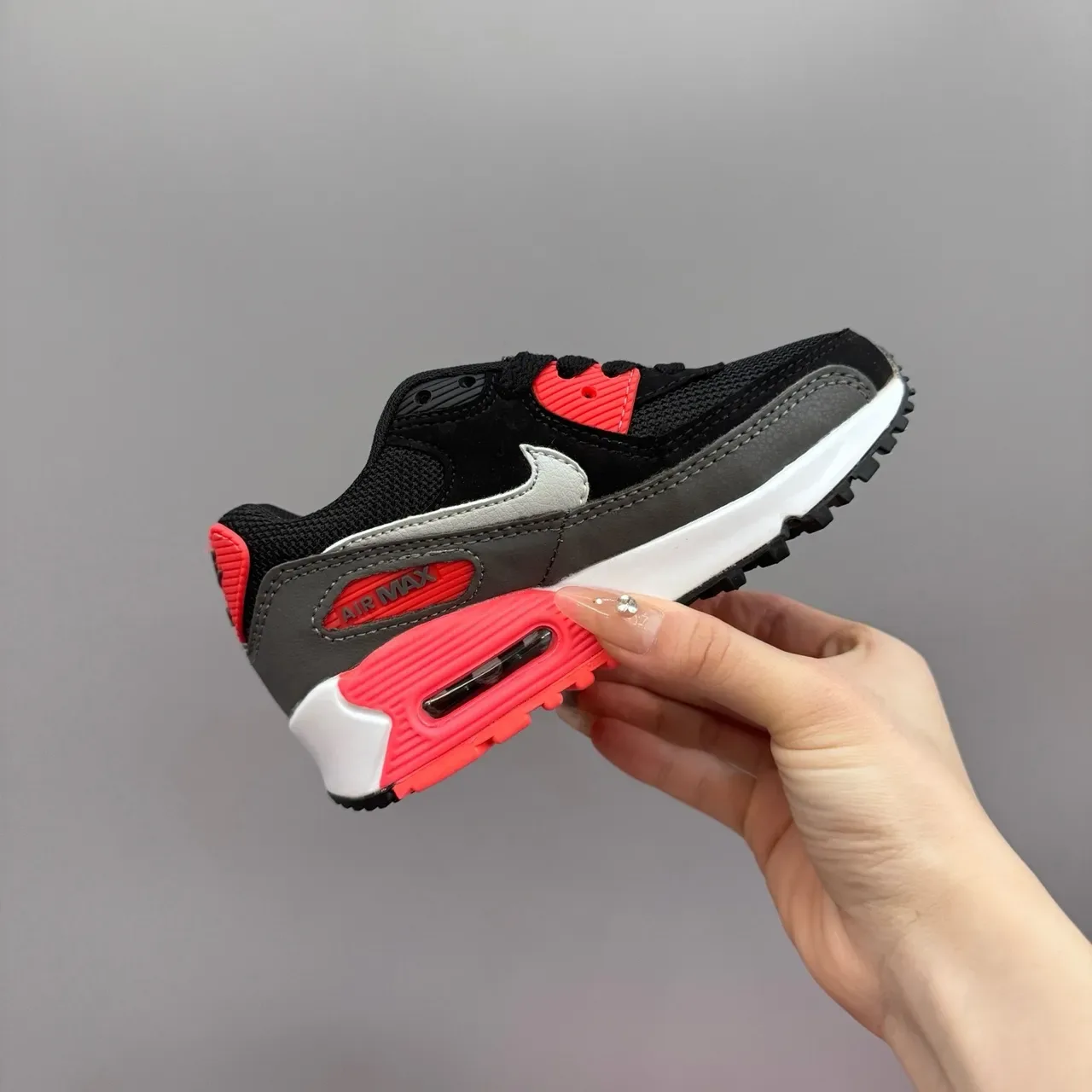 Nike Air Max 90 All White Lifestyle Sneakers 19
