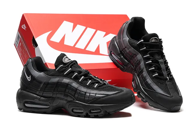 Nike Air Max 95 Black Silver Lifestyle Sneakers 2