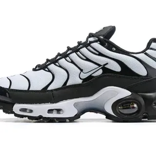 Nike Air Max Plus Black White Silver Lifestyle Sneakers