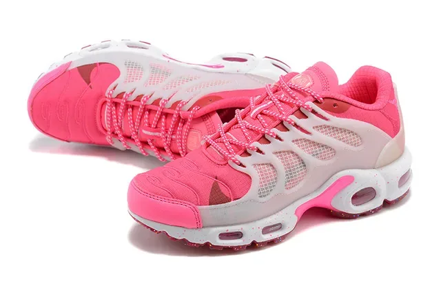 Nike Air Max Plus Pink and White Lifestyle Sneakers 4