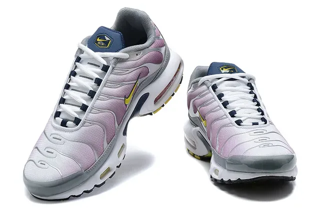 Nike Air Max Plus Rose Argent Jaune Lifestyle Sneakers 3