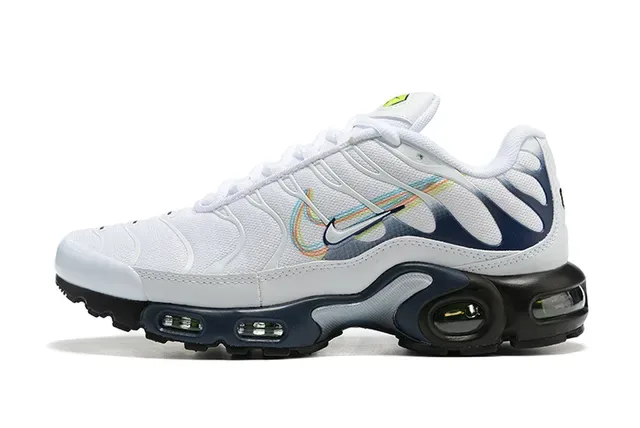 Nike Air Max Plus TN Black Silver Green Lifestyle Sneakers 11