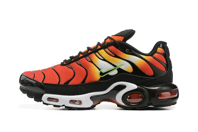Nike Air Max Plus TN Black Silver Green Lifestyle Sneakers 17