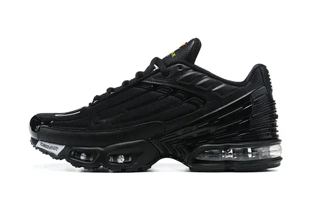 Nike Air Max Plus Tuned Air Black Gradient Lifestyle Sneakers 9