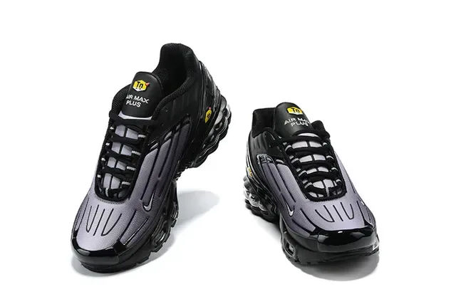 Nike Air Max Plus Tuned Air Black Gradient Lifestyle Sneakers 17