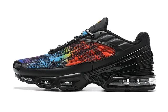 Nike Air Max Plus Tuned Air Black Gradient Lifestyle Sneakers 22