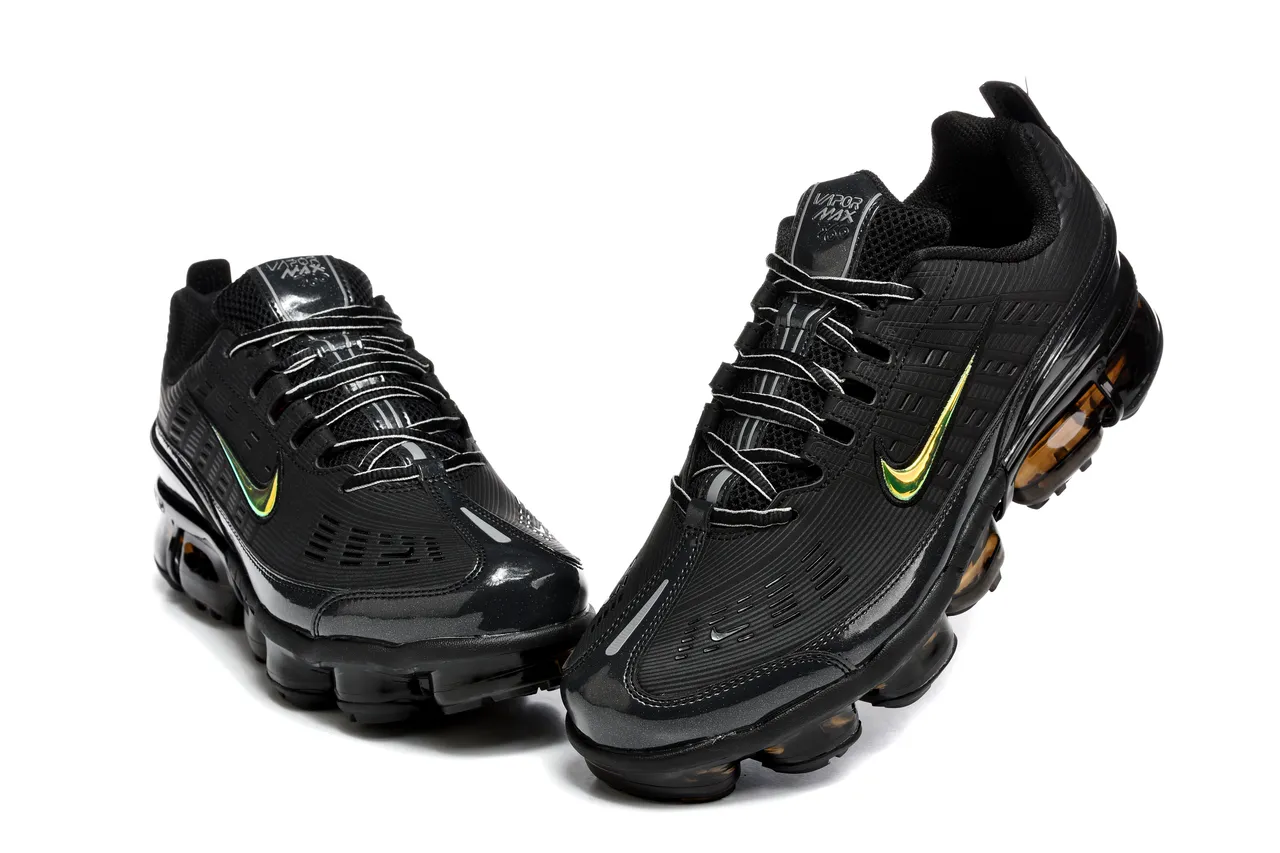 Nike Air VaporMax Plus Black Iridescent Swoosh Lifestyle Sneakers 3