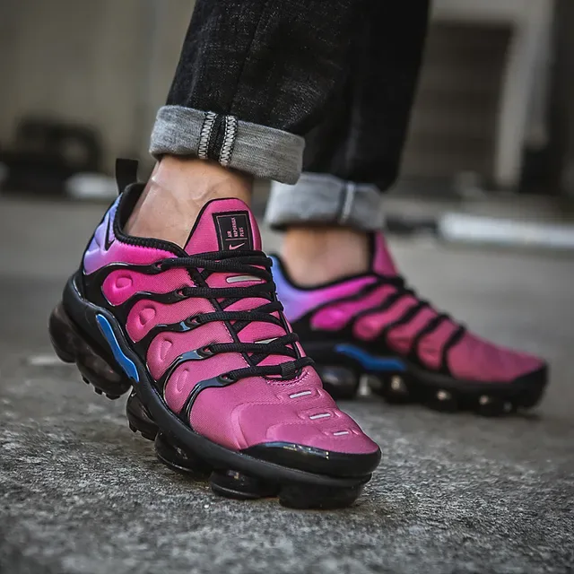 Nike Air VaporMax Plus Pink Purple Blue Lifestyle Sneakers 2