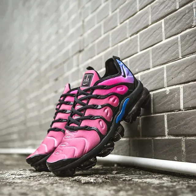 Nike Air VaporMax Plus Pink Purple Blue Lifestyle Sneakers 10