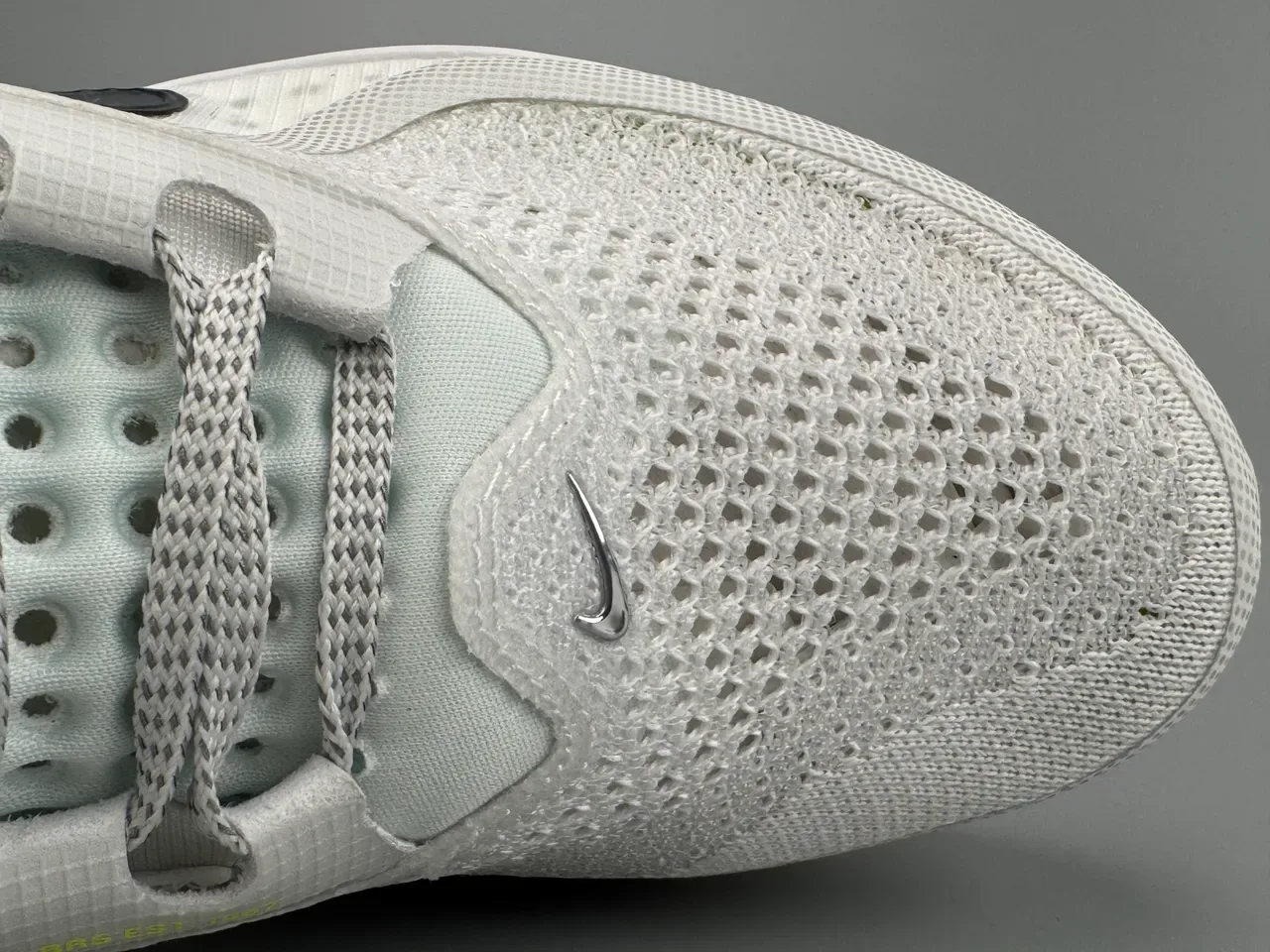 Nike Air Zoom White Green Engineered Mesh Upper Full-Length Visible Unit Running Shoes 2