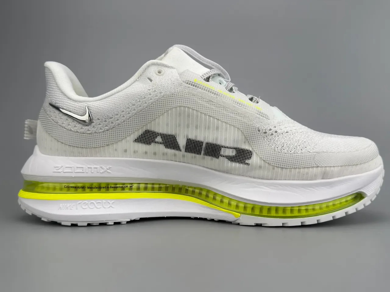 Nike Air Zoom White Green Engineered Mesh Upper Full-Length Visible Unit Running Shoes 10
