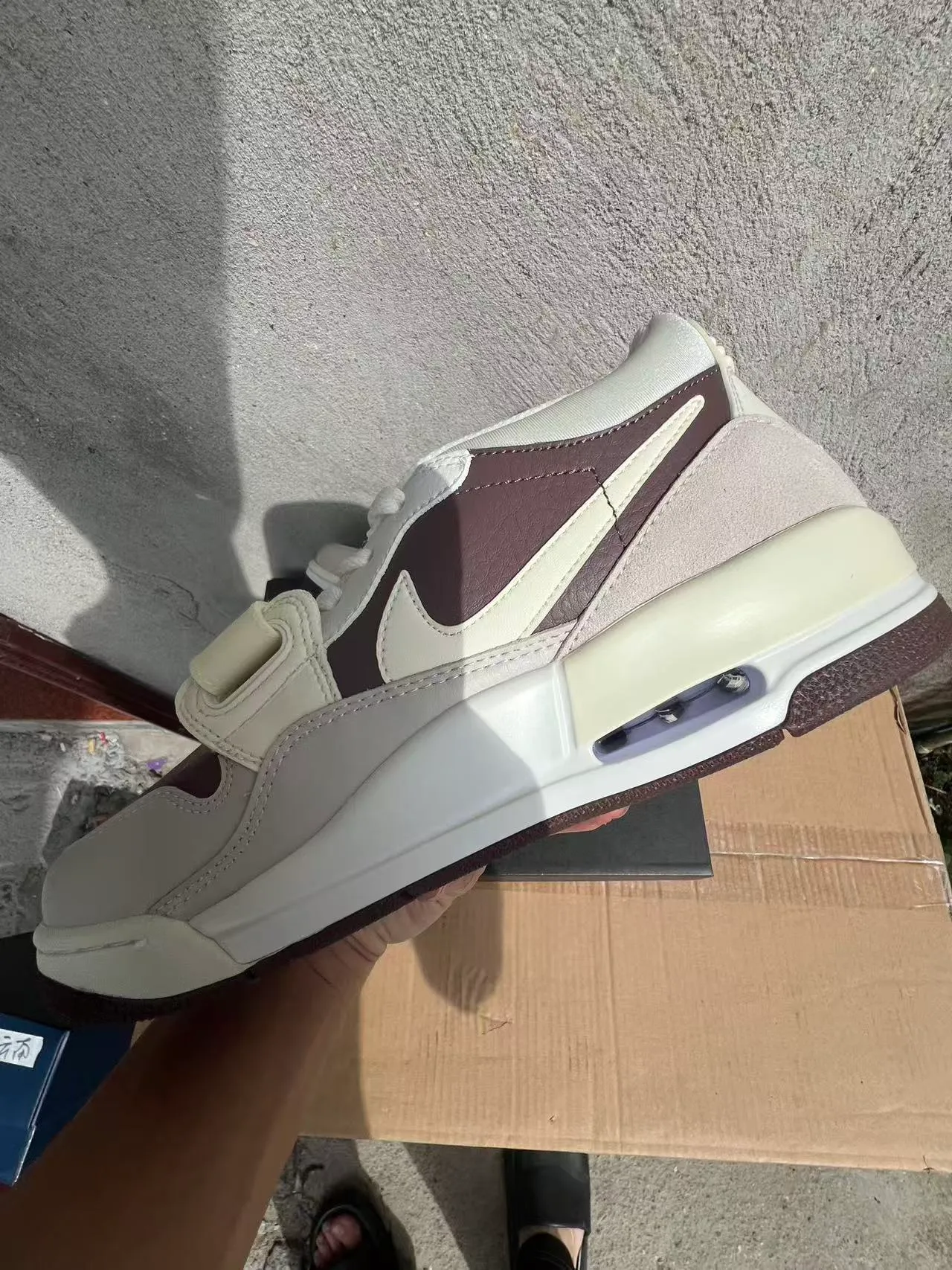 Nike Beige Brown Layered Upper Dual Strap Closure Lifestyle Sneakers 5