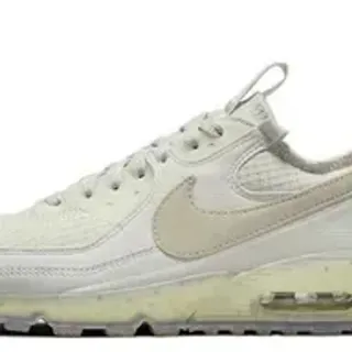 Nike Beige White Low-Top Mesh And Synthetic Overlay Lifestyle Sneakers