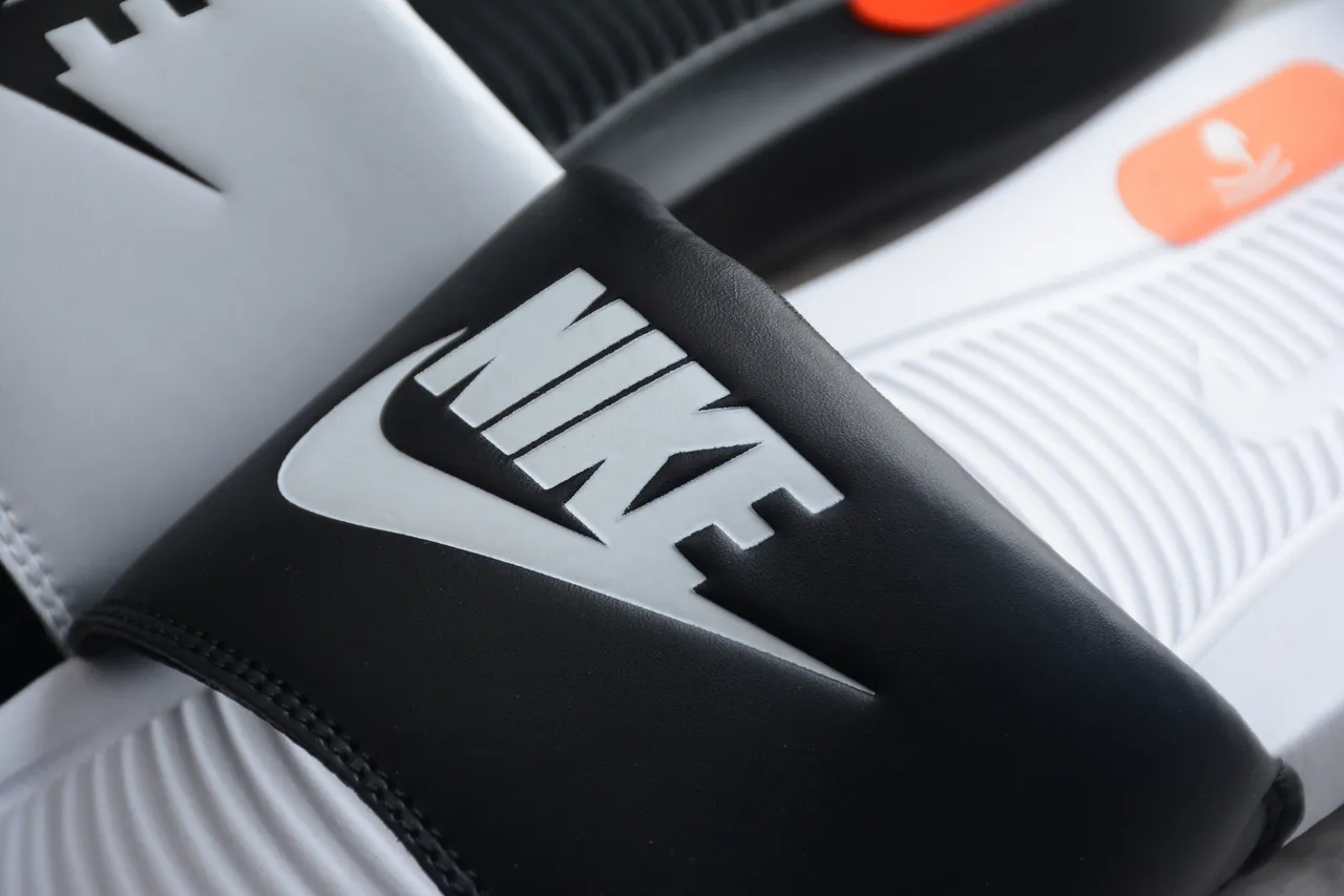 Nike Benassi JDI Contrast Strap Slippers 6