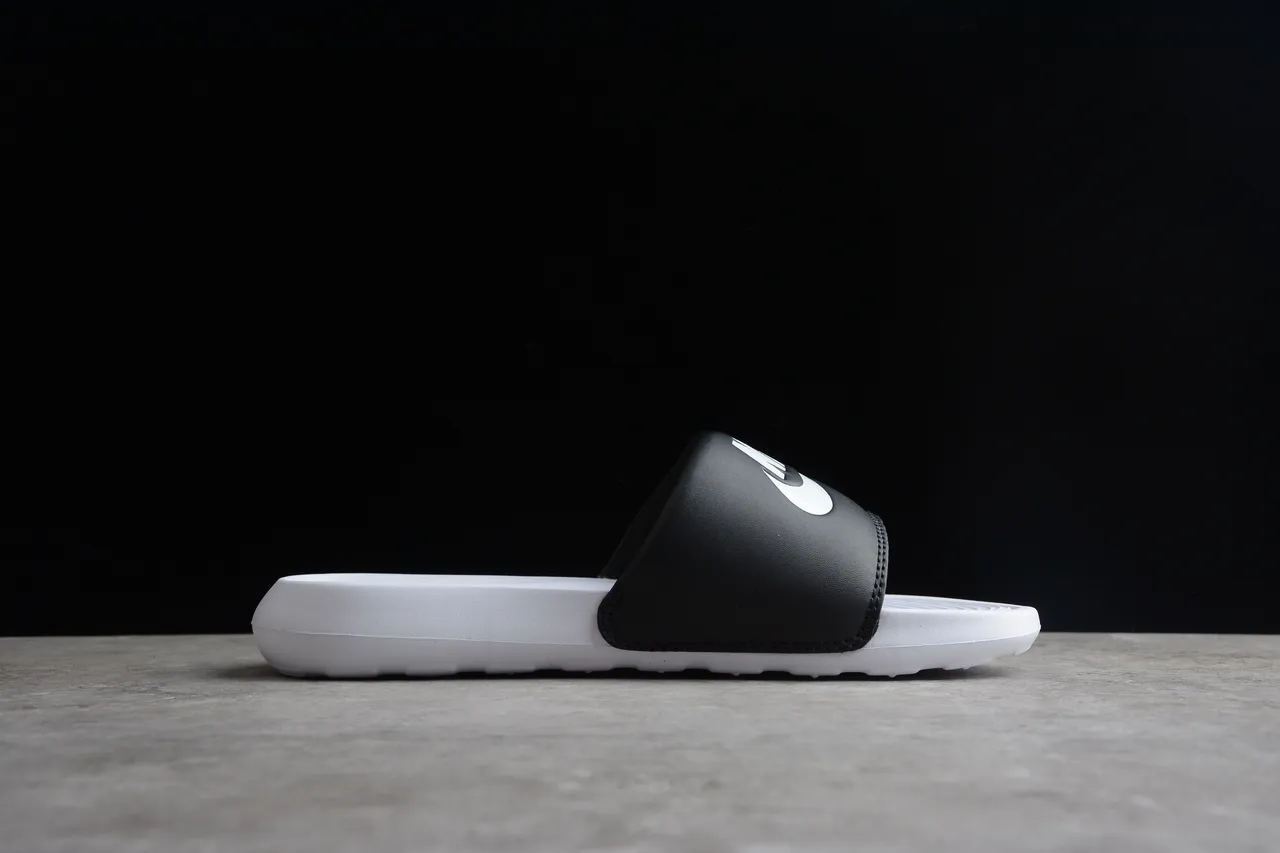 Nike Benassi JDI Contrast Strap Slippers 11