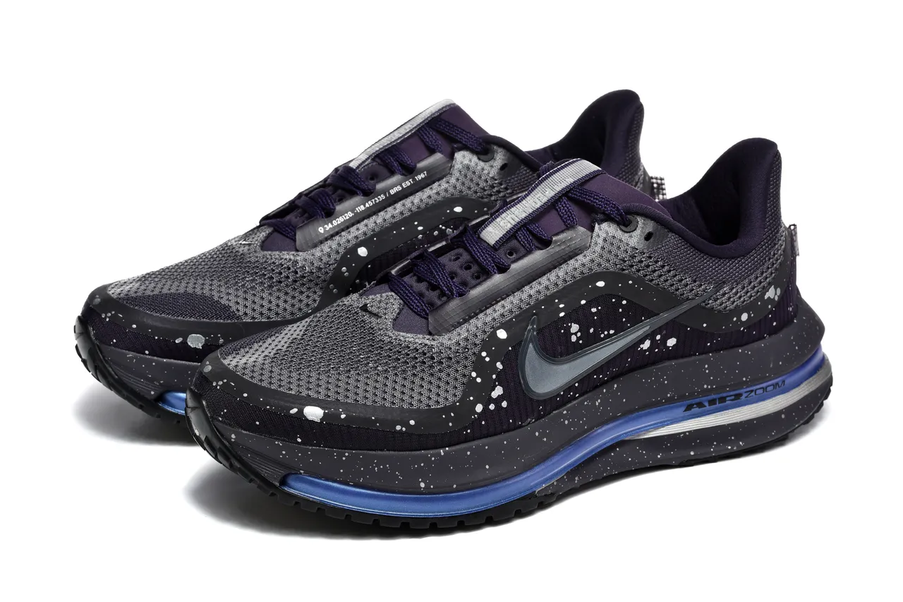 Nike Black Blue Knit Mesh Upper Speckled Galaxy Print Running Shoes 6