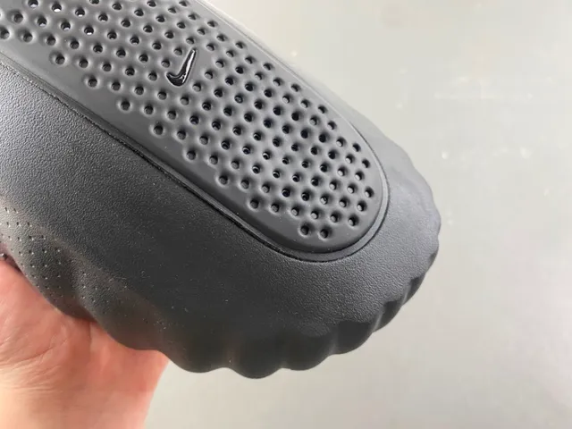 Nike Black Blue Molded Monolithic Sole Perforated Ventilation Panel Slippers 2