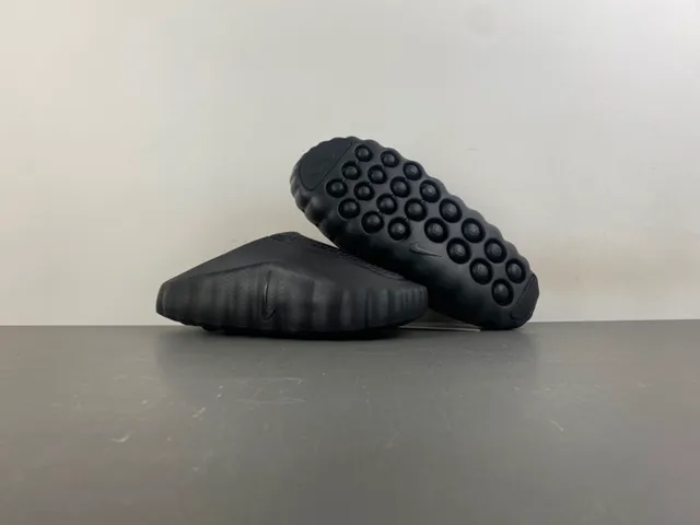 Nike Black Blue Molded Monolithic Sole Perforated Ventilation Panel Slippers 10