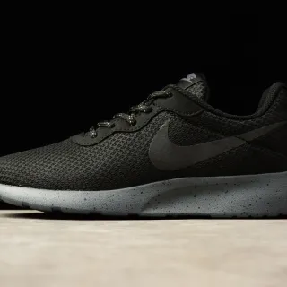 Nike Black Gray Knit Upper Speckled Midsole Lifestyle Sneakers