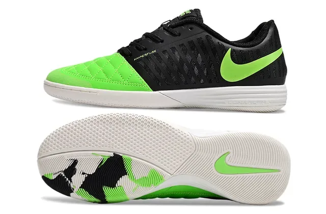 Nike Black Green Low-Top Quilted Toe Cap Indoor Soccer Shoes 5