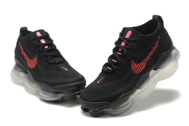 Nike Black Multicolor Knit Upper Full-Length Visible Air Unit Lifestyle Sneakers 3