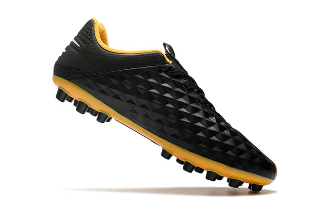 Nike Noir Orange Matelassé Diamant Synthétique Haut Bas-Coupé Bottine de Football Terrain Ferme Chaussures de Football 11