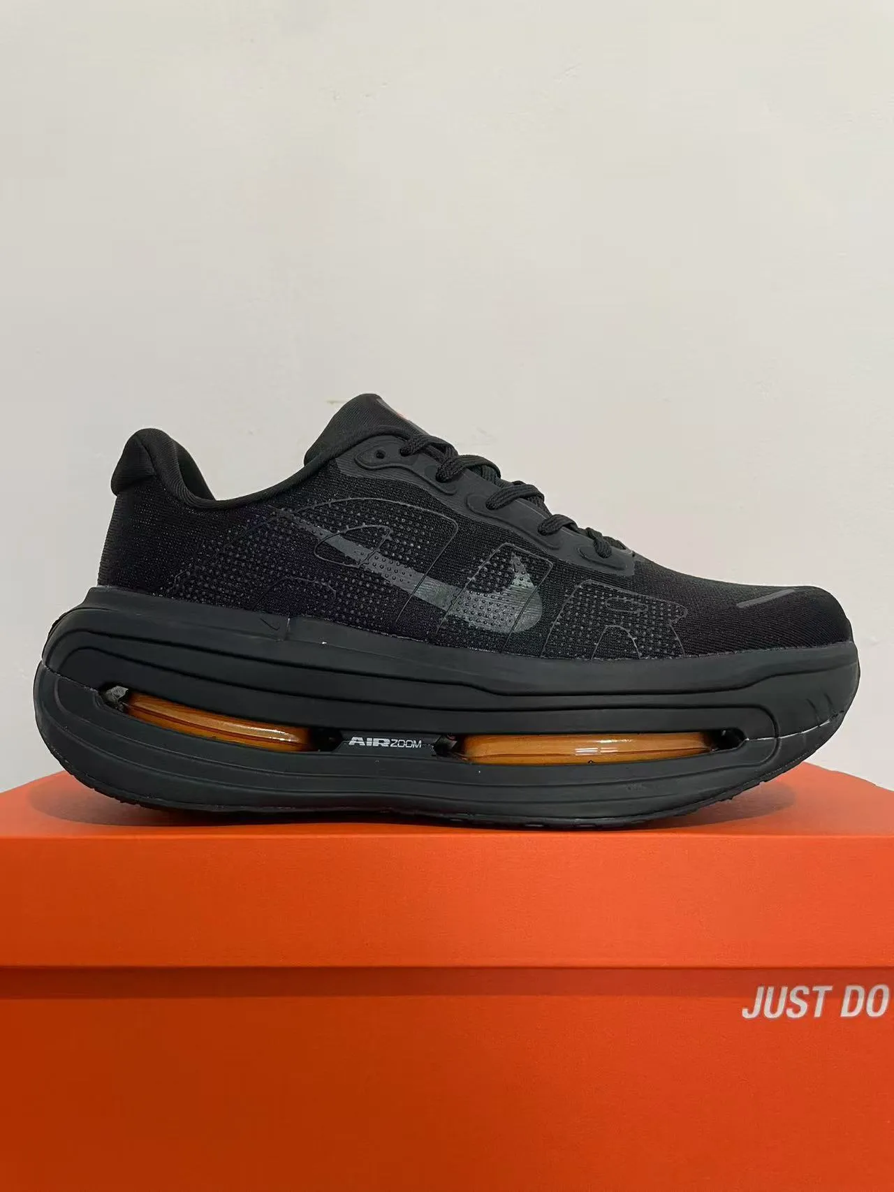 Nike Tênis de Corrida Preto Laranja Superior em Malha Coberturas de Malha Perforada 6