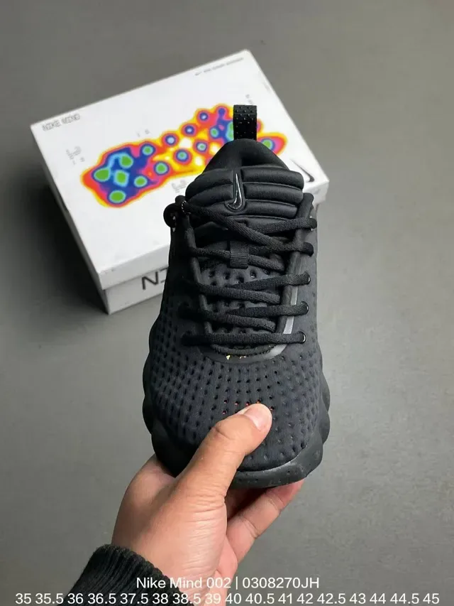 Nike Black Orange Perforated Knit Upper Sculpted Segmented Midsole Lifestyle Sneakers 6
