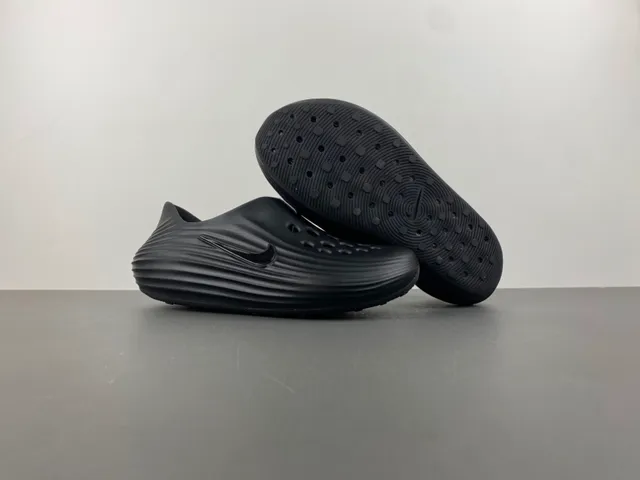 Nike Negro Rojo Moldeado Monolítico Construcción Acanalado Suela Intermedia Zueco 10