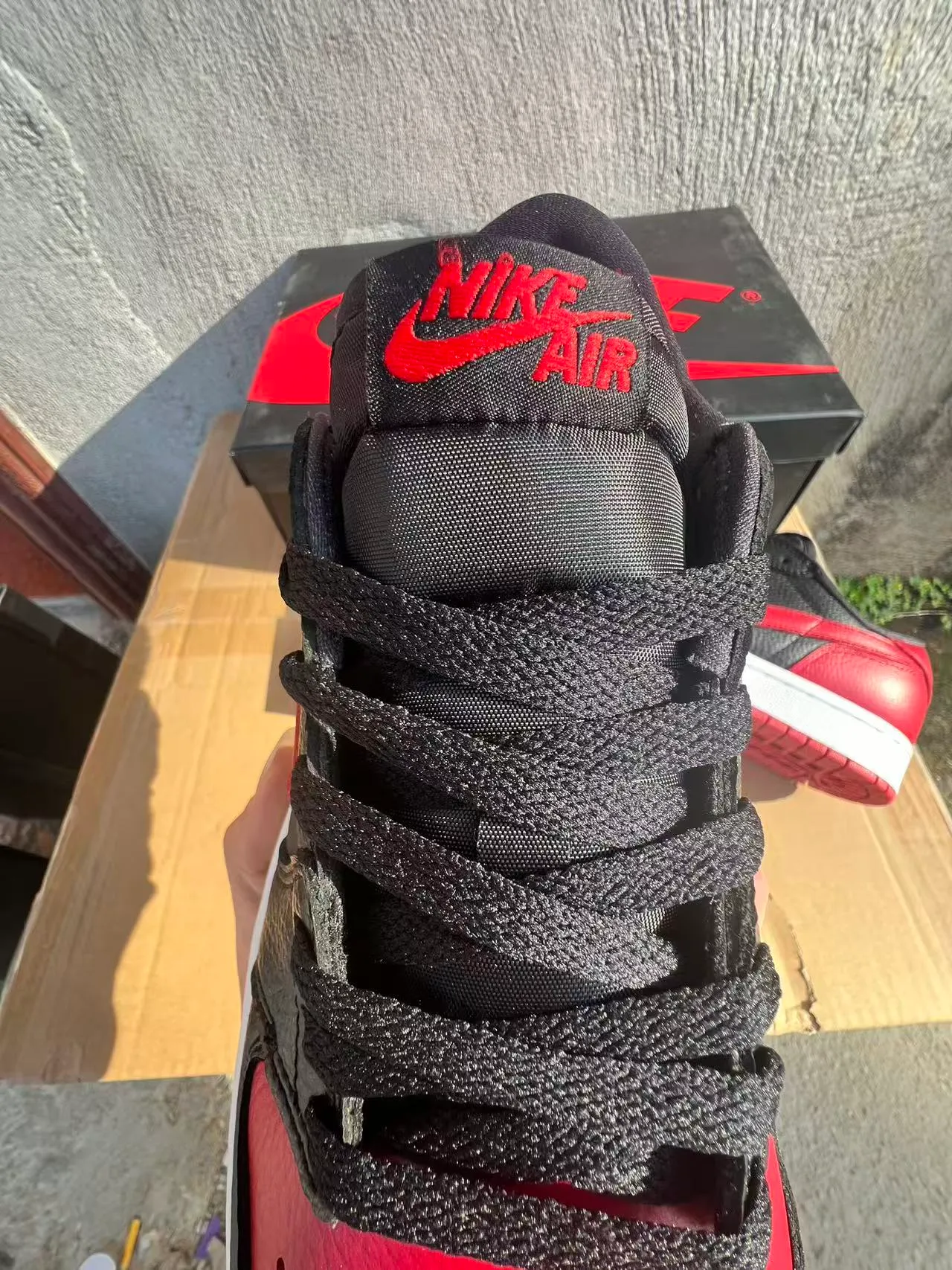 Nike Black Red Pebbled Leather Upper Contrast Overlays Lifestyle Sneakers 4
