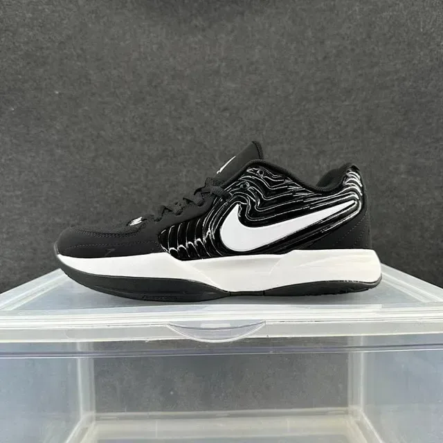 Nike Court Lite Black White Glossy Wave-Pattern Overlay Low-Top Silhouette Lifestyle Sneakers 2