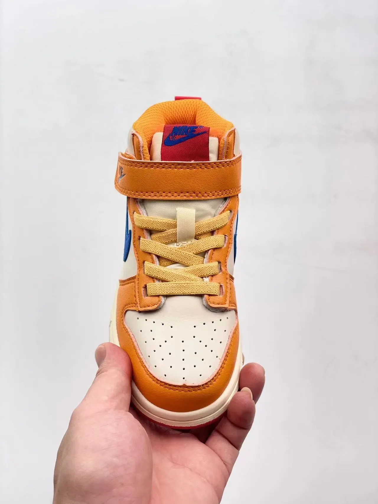 Nike Dunk High Kids Light Blue and Pink Lifestyle Sneakers 10