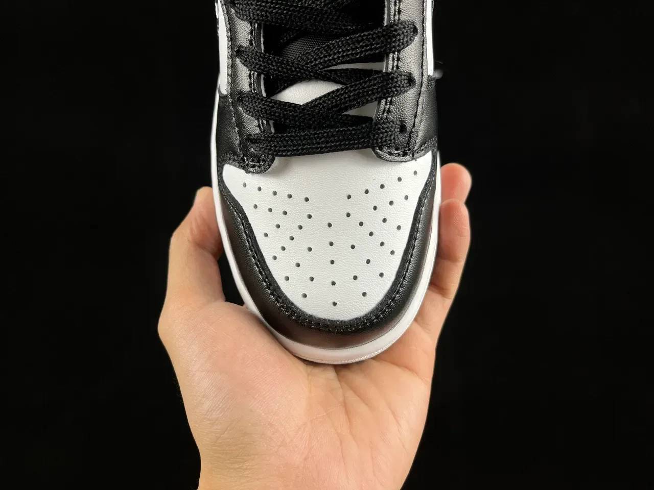 Nike Dunk Low Bandana Print Black White Lifestyle Sneakers 8