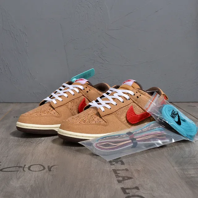 Nike Dunk Low Cork Red Lifestyle Sneakers 3