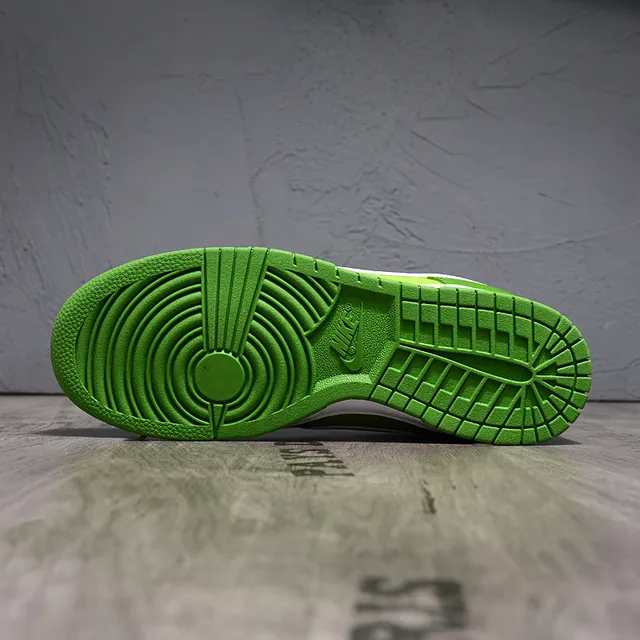 Nike Dunk Low Green White Lifestyle Sneakers 5
