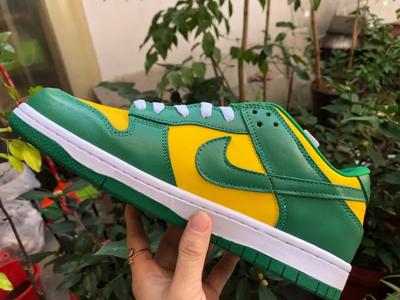 Nike Dunk Low Verde Amarelo Bloque de Cor Tênis Lifestyle 3