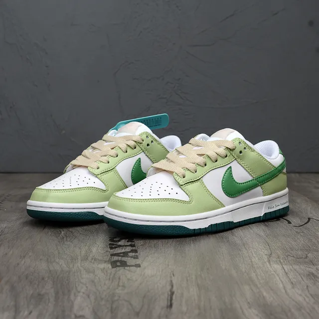 Nike Dunk Low Sea Salt Green White Lifestyle Sneakers 3