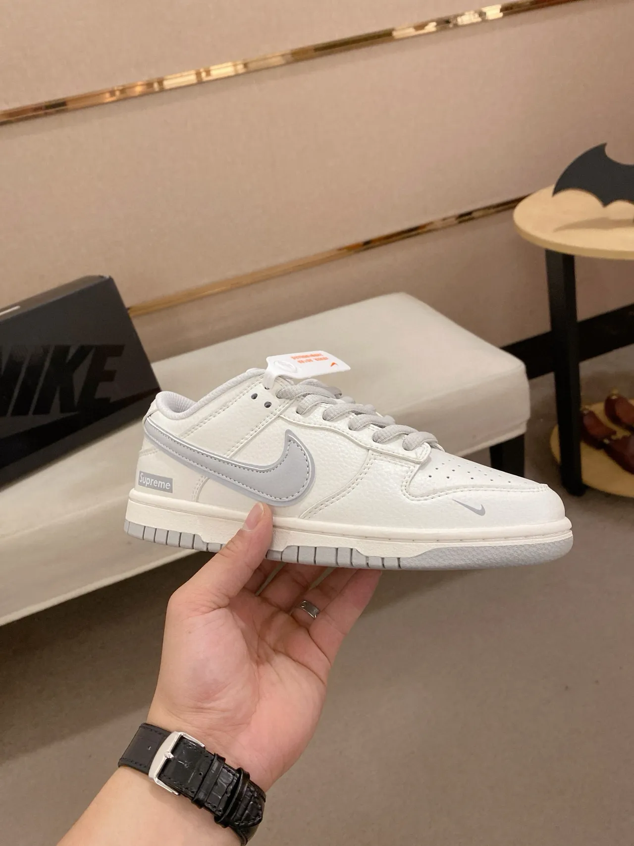 Nike Dunk Low White Gray Supreme Skateboard Shoes 3
