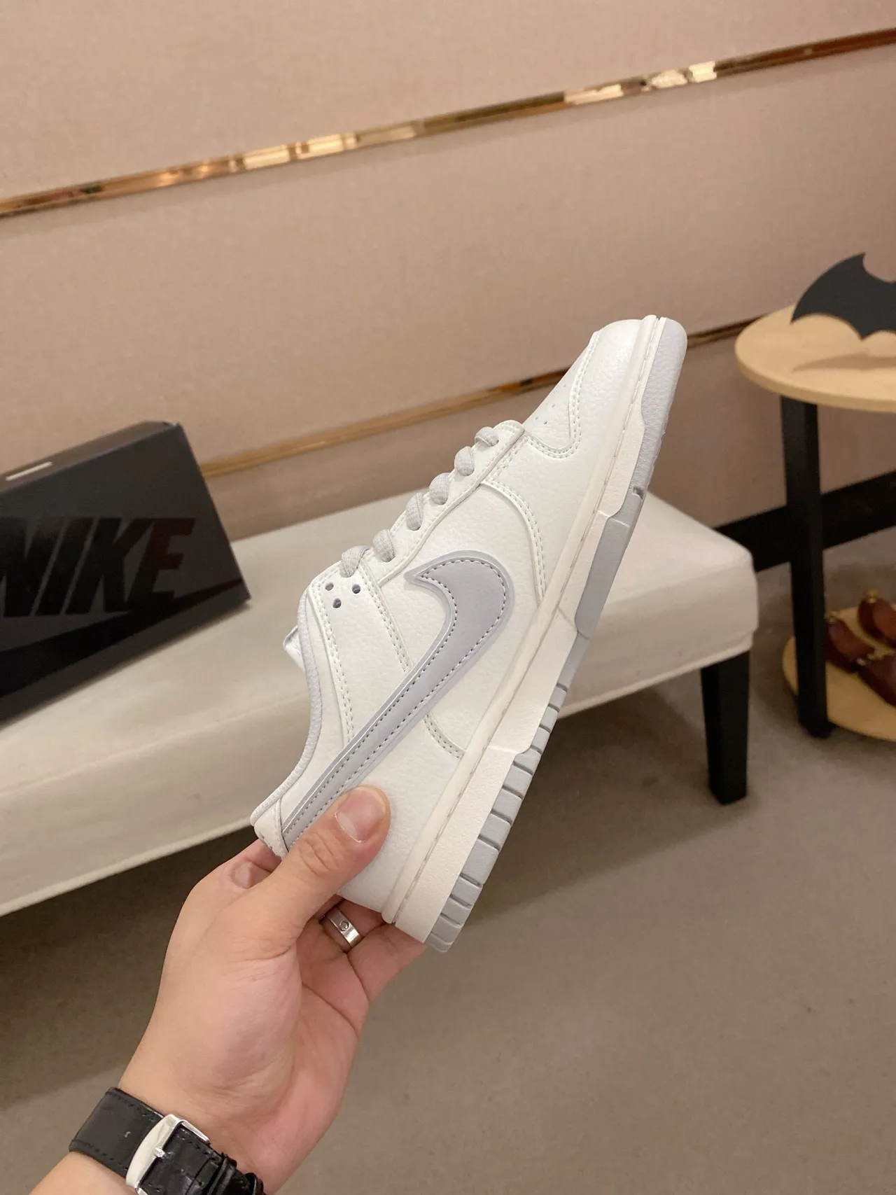 Nike Dunk Low White Gray Supreme Skateboard Shoes 4