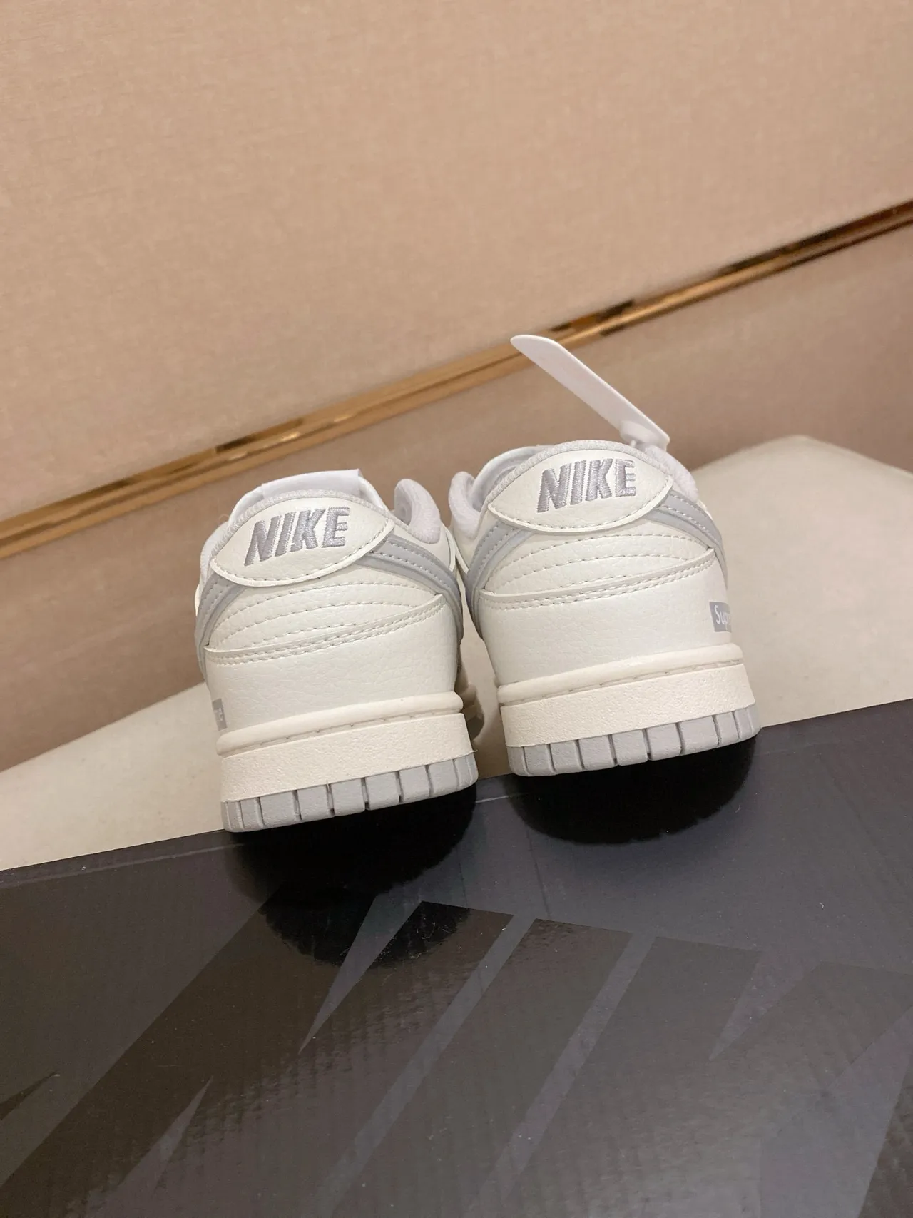 Nike Dunk Low White Gray Supreme Skateboard Shoes 7