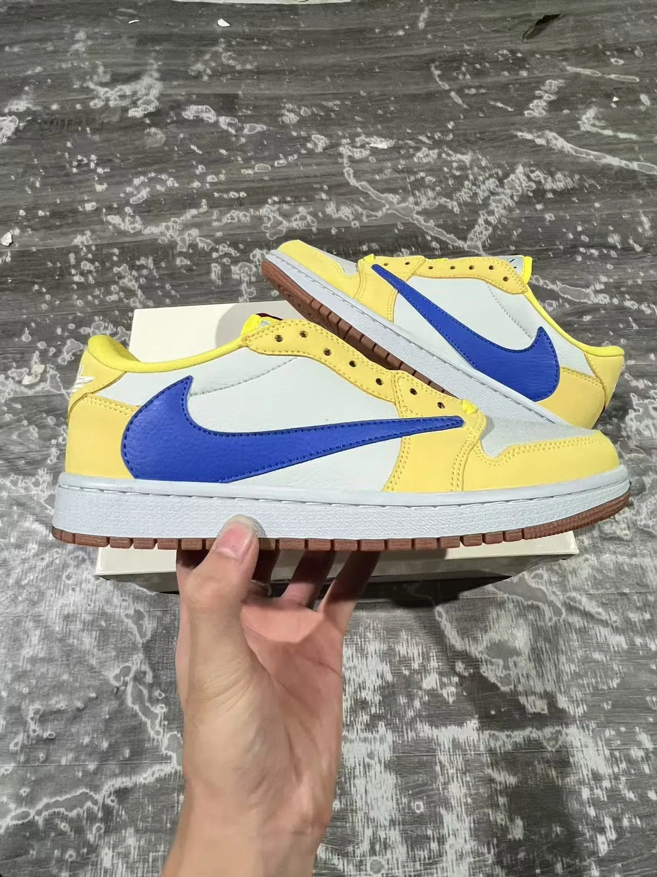 Nike Dunk Low Yellow White Blue Lifestyle Sneakers 7