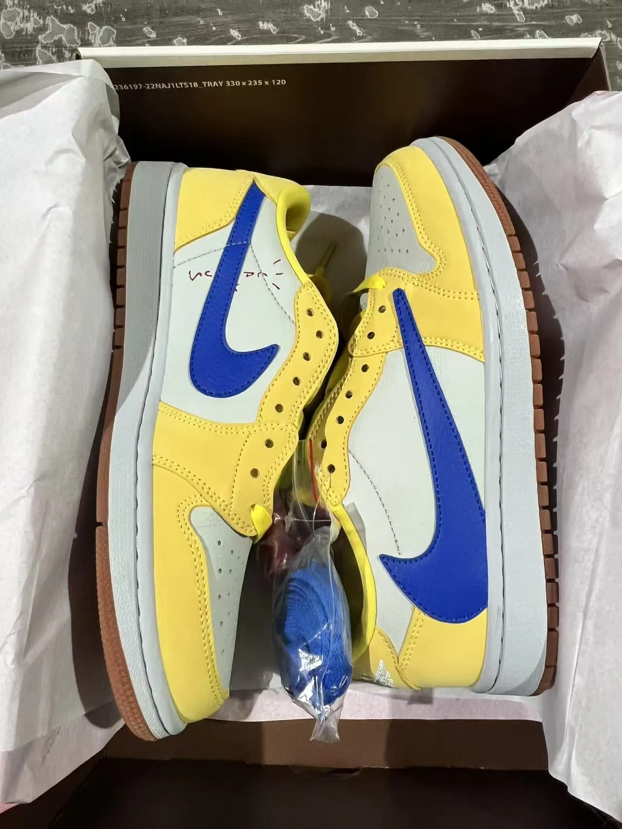 Nike Dunk Low Yellow White Blue Lifestyle Sneakers 9