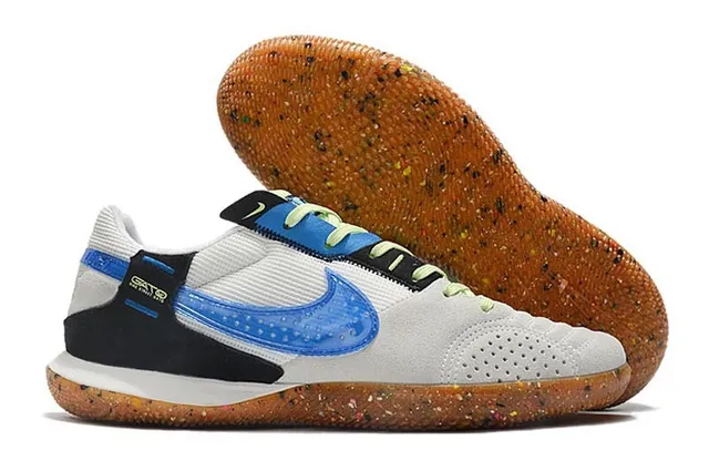 Nike Gato chaussures de football indoor blanches bleues rouges 4